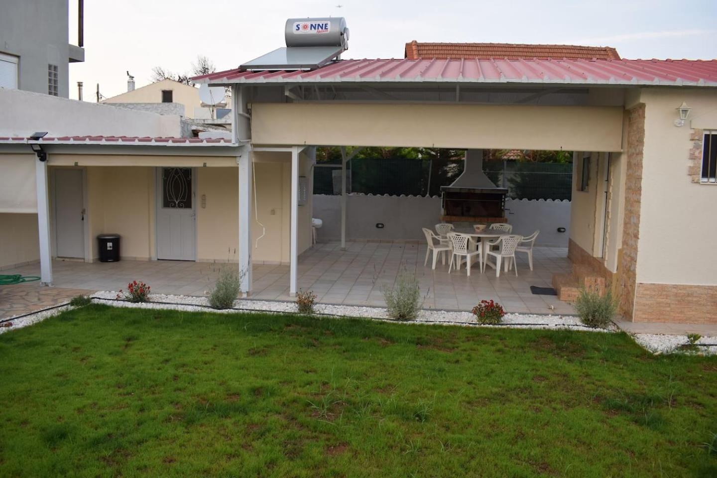 R Apartment Artemida  Bagian luar foto